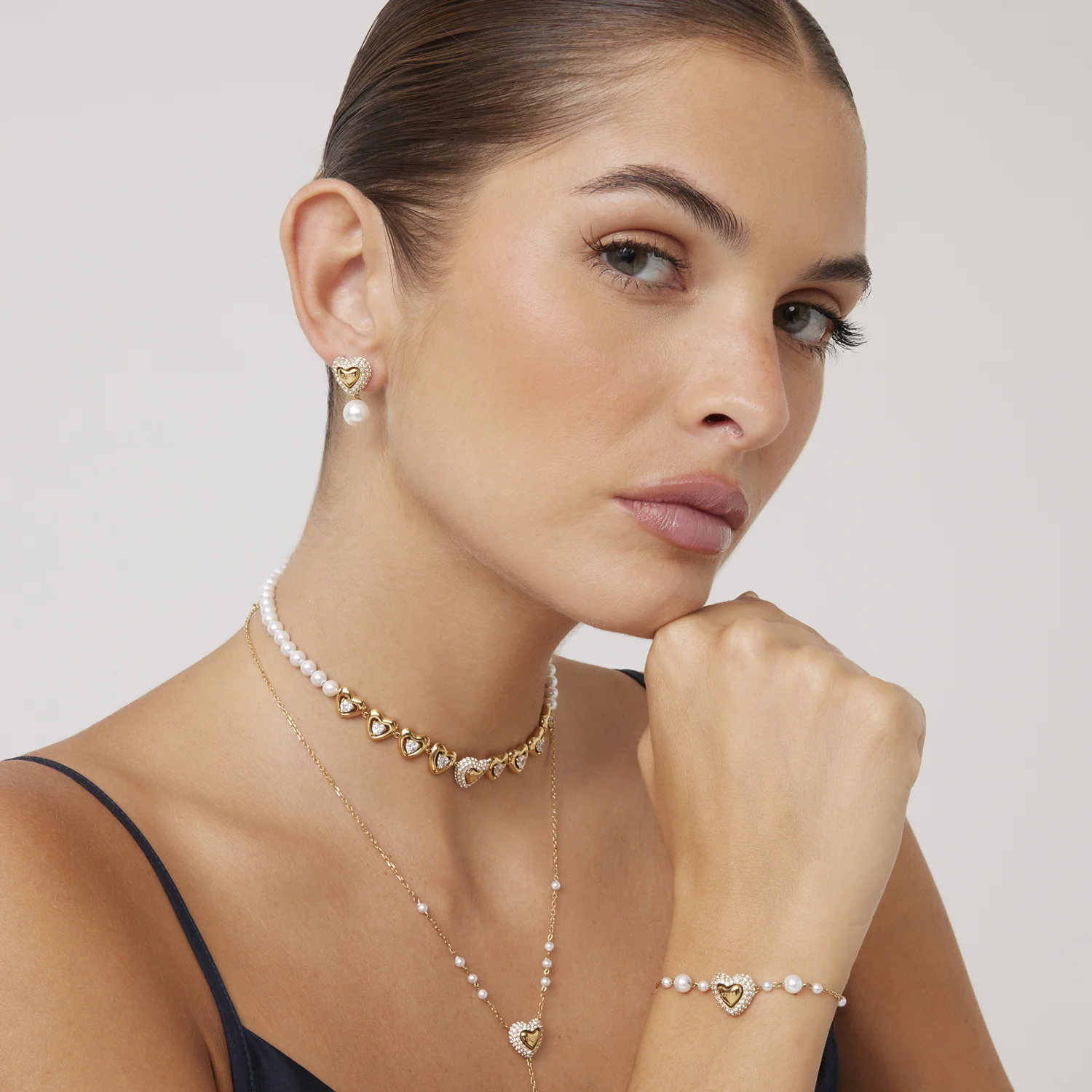 Guess Beloved Gold-coloured Earrings JUBE06006JWYGT-U - Image 3