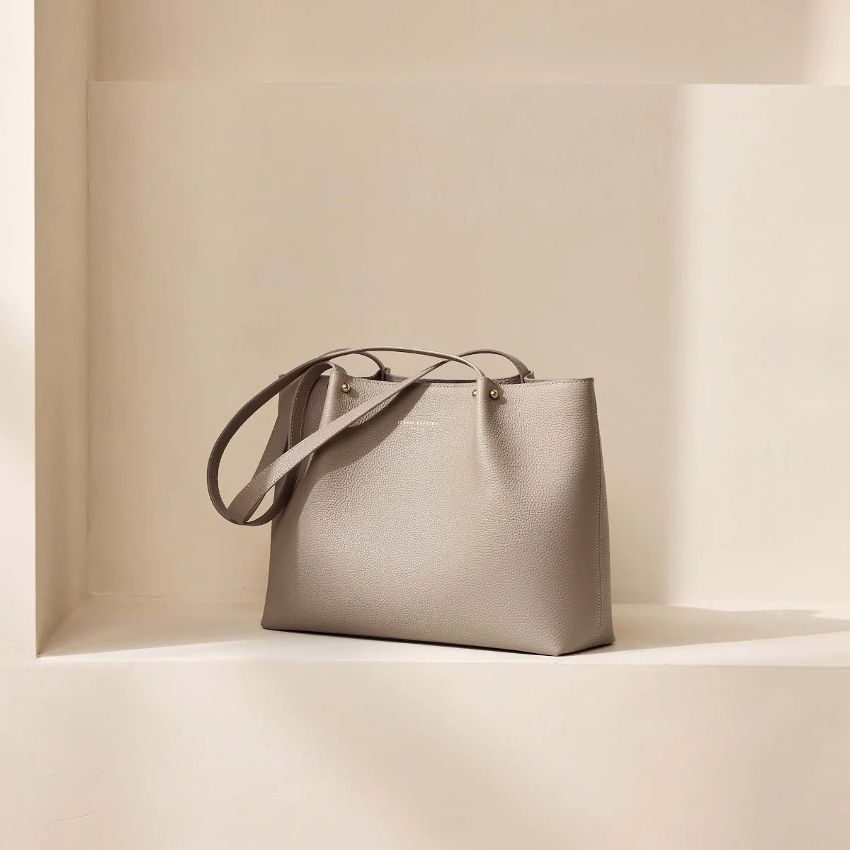 Isabel Bernard Honoré Nata Taupe Leather Shopper of Calfskin Leather IB25086-078 - Image 4