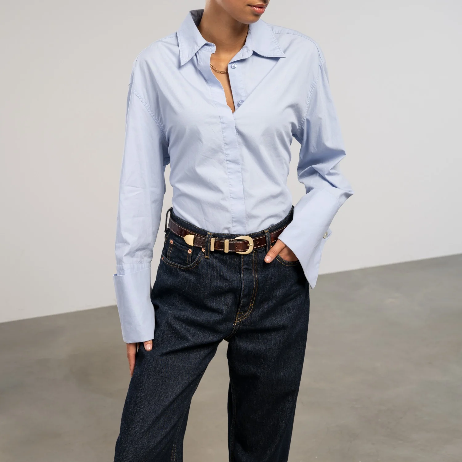 Isabel Bernard Rêveur Mathilde Croco Brown calfskin belt with gold-coloured buckle IB60020-230-90 - Image 3