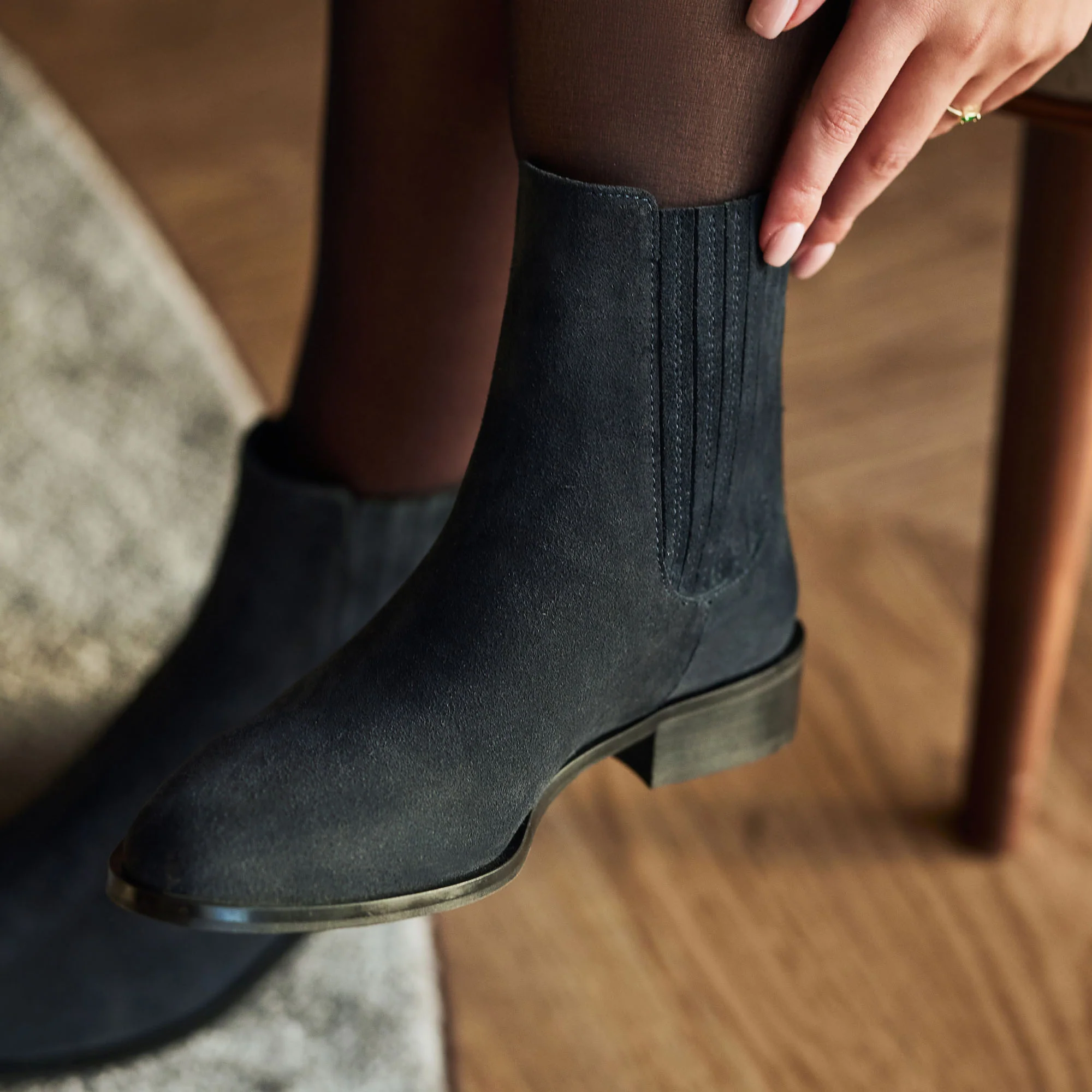 Isabel Bernard Vendôme Chey Blue Suede Chelsea Boots IB53000-10-36 - Image 3