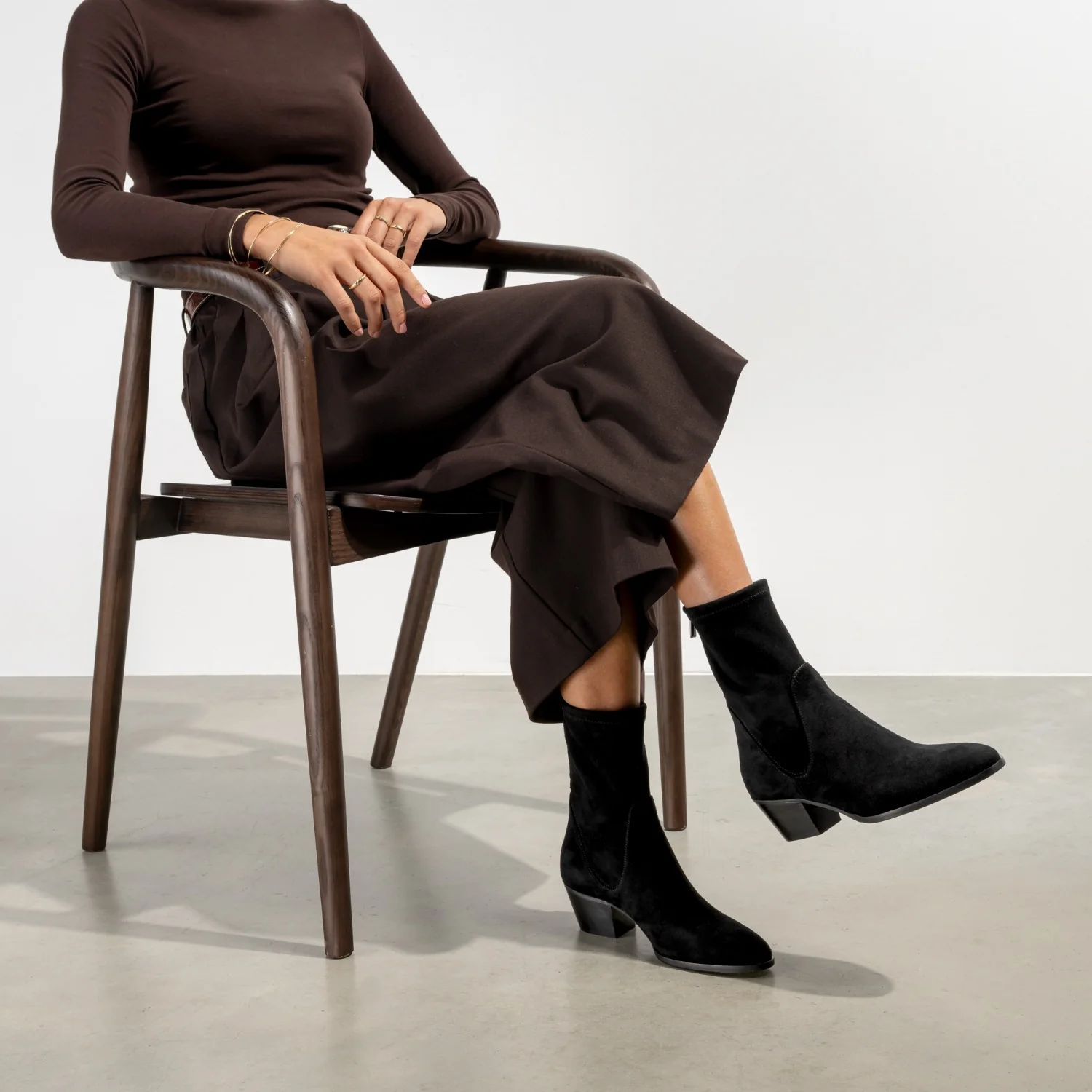 Isabel Bernard Vendôme Estelle Black Stretch Suede Boots IB53013-101-37 - Image 3